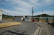 香登駅(1、840m)