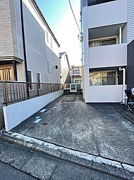 モアナハウス駐車場