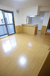 ラフィーネII 103号室