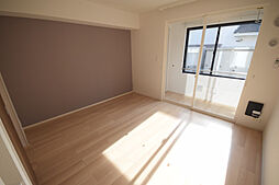 ピープル 8 102号室 1階1Kのリビング/ダイニング