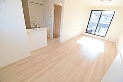 アルコバレーノI 202号室 2階2LDKのリビング/ダイニング