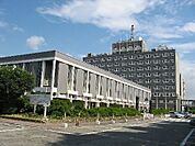 役所「尼崎市役所まで4555m」