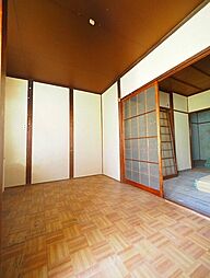 居間