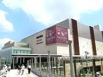 画像25:ショッピング施設「西宮阪急まで4949m」