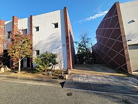 西宮サニーヒルズ　09・10号地 10 ｜ 兵庫県西宮市甲陽園西山町（賃貸テラスハウス1LDK・1階・110.04㎡） その1