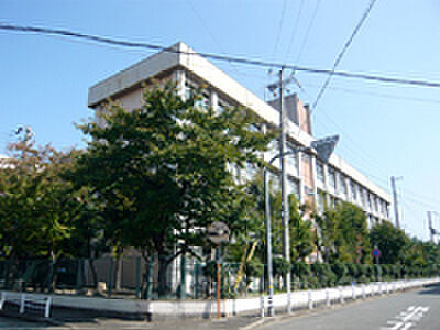 画像27:中学校「尼崎市立小田北中学校まで1471m」