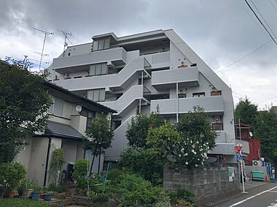 外観：マンションの外観は非常に重要なポイントです！外観の善し悪しは資産価値に大きな影響を与えます。外観のいいマンションを購入することで、高値で売却がしやすく、買い手が見つかりやすいというメリットがあります。