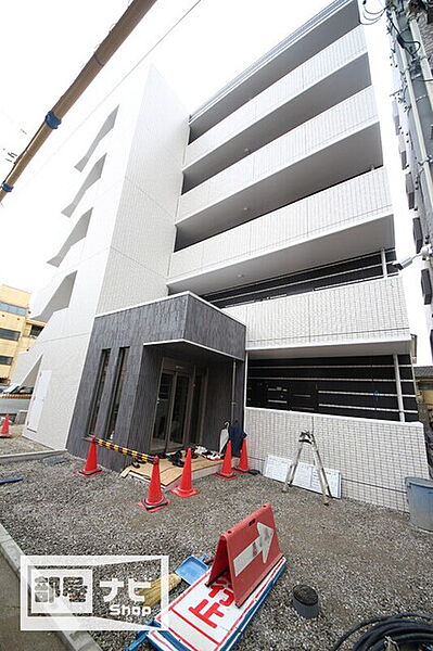 quinze lieu 101｜愛媛県松山市泉町(賃貸マンション1R・1階・35.10㎡)の写真 その1