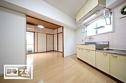 居間