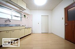 浅井マンション 101号室 1階3DKのリビング/ダイニング