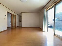 居間