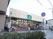 スーパー「ＦＵＪＩスーパーまで750m」