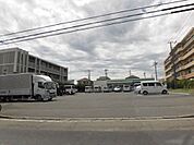 コンビニ「ファミリーマートまで340m」