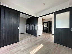 プライムガーデン新杉田西 601 6階2DKのリビング/ダイニング