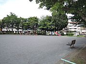 公園「日向山公園まで310m」