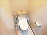 トイレ：温水洗浄便座付きのトイレです。