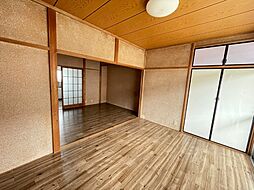 居間