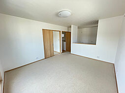 THE NEXT 1 2階1LDKのリビング/ダイニング