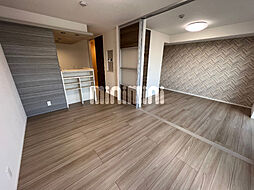 コンフォート下小鳥 202 2階1LDKのリビング/ダイニング