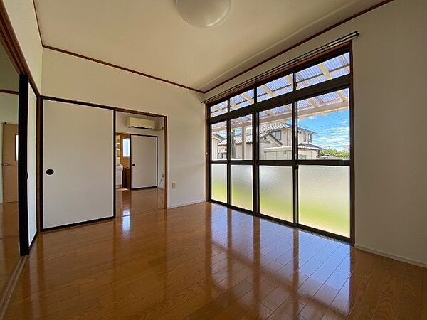 detached 群馬県伊勢崎市中町

地図を見る