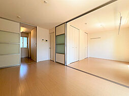 アゼリアヒルズ 1階1LDKのリビング/ダイニング