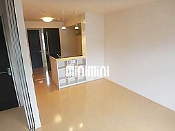 オマージュＡ 2階1LDKのリビング/ダイニング