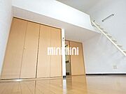 明るい雰囲気のお部屋です