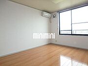 日当たり良好で明るいお部屋。