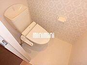 温水洗浄付きのトイレです。