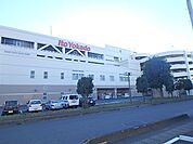 ショッピング施設「イトーヨーカドー伊勢崎店まで590m」