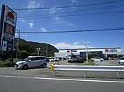 スーパー「たまやまで910m」