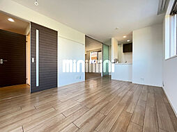 花布亜 1階1LDKのリビング/ダイニング