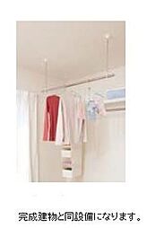 ファンシー・ココ 1階1LDKのリビング/ダイニング