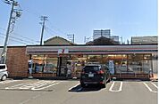 コンビニ「セブンイレブン小田原下堀店まで210m」