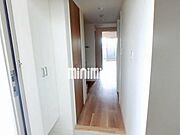 室内写真は同タイプの別の部屋です。