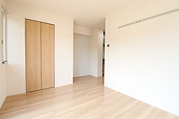 ウィステリア 1階ワンルームのリビング/ダイニング