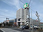 ライフ 平和台店（795m）