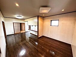 居間