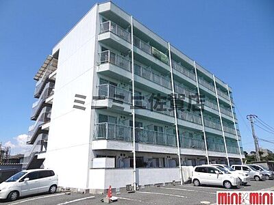 外観：エレベーター付きマンションで忙しい朝も快適です♪