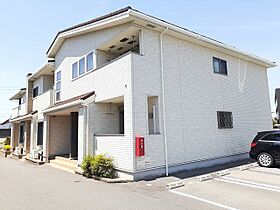 ウィン　ボア　ソルテ 101 ｜ 三重県四日市市西富田町字六反田512番地1（賃貸アパート1LDK・1階・47.08㎡） その1