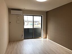 クロスビレッジ 1階1Kのリビング/ダイニング