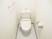 清潔感のあるトイレです。