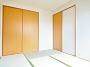 通路側のお部屋です。