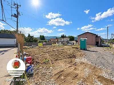 外観:建築中でもご安心ください。 同じ間取りの完成物件をご覧いただけます! まずは「見てみたい」とお気軽にご相談ください! 外観:建築中でもご安心ください。 同じ間取りの完成物件をご覧いただけます! まずは「見てみたい」とお気軽にご相談ください!