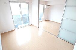 クレールIII 102 1階2DKのリビング/ダイニング