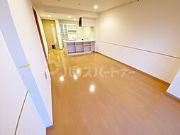 東武伊勢崎線 西新井駅 徒歩5分の賃貸マンション 12階2LDKのリビング/ダイニング