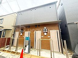 3 / 18