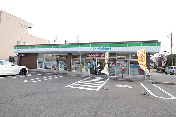 画像25:ファミリーマート　名東牧の原店