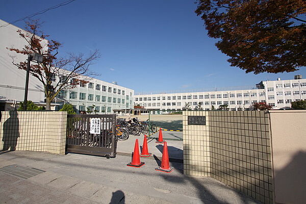 画像20:名古屋市立名東小学校