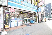 ローソン　金山駅前店